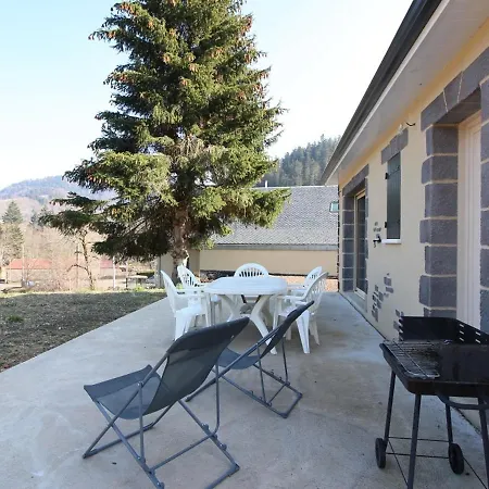Holiday home Maison Recente 70m² | 8 Pers | 3 | Terrasse | Parking | - Fr-1-608-203 La Bourboule